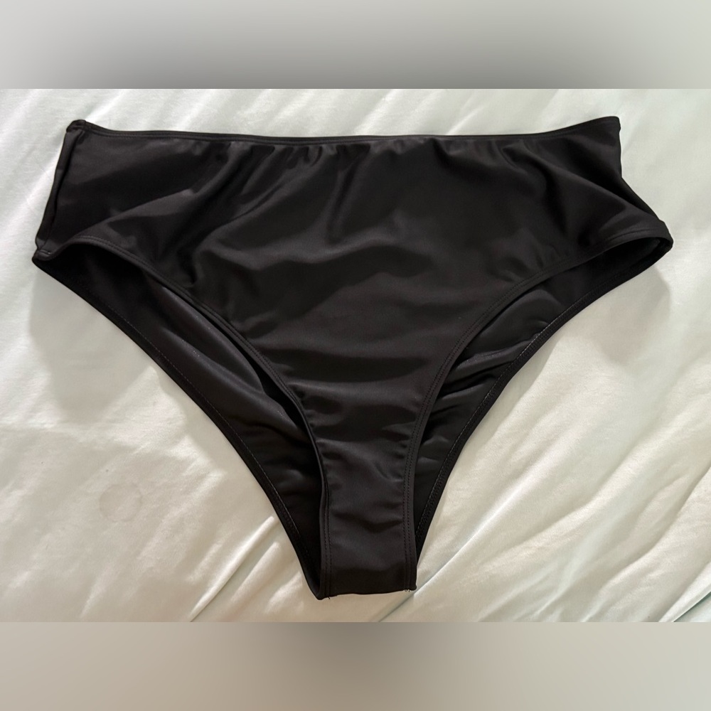 Amazon Black Bikini Swimwear High-Cut